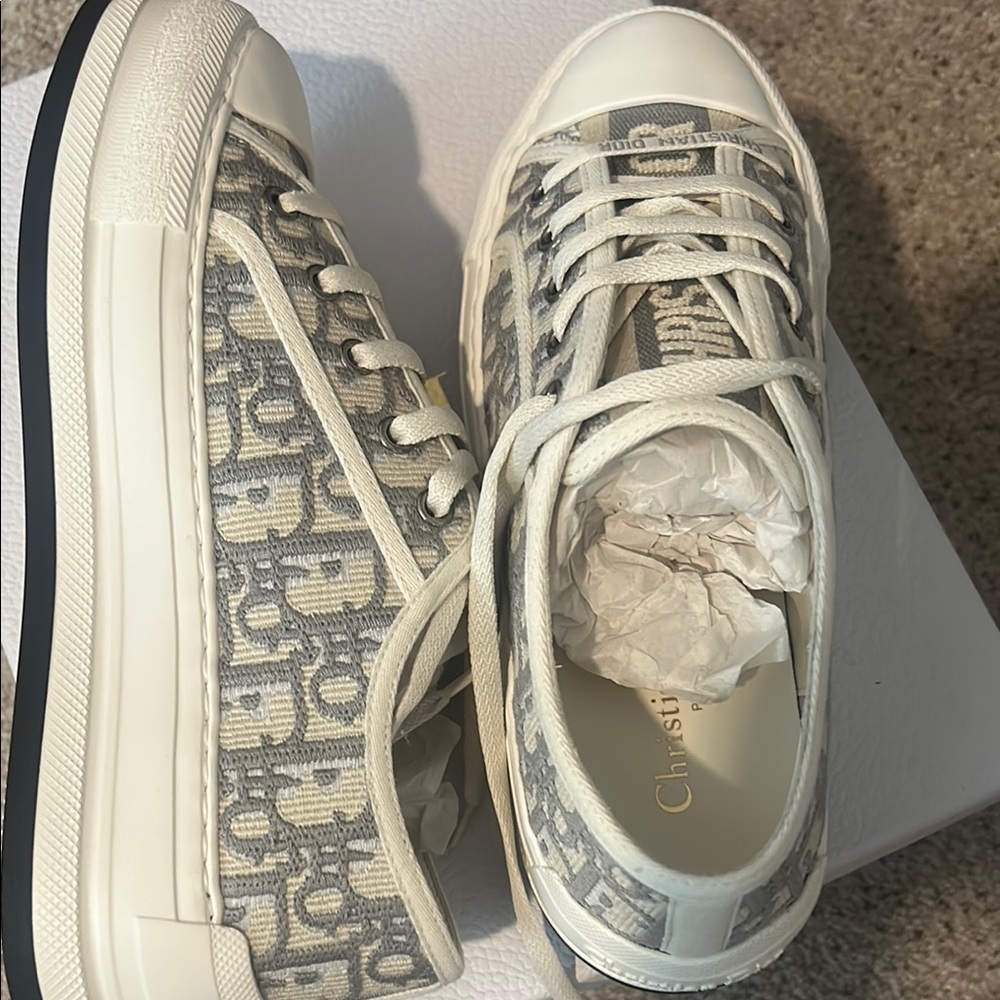 Walk'n'Dior Platform Sneaker - Picture 3 of 9